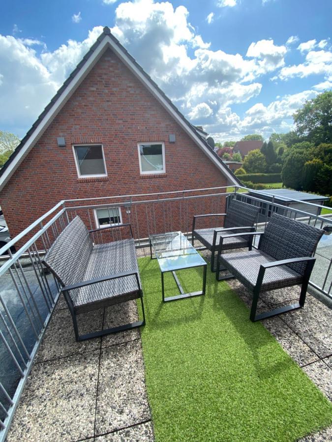 Ferienwohnung Mit Balkon Und Eingezaeunten Garten Aurich Luaran gambar